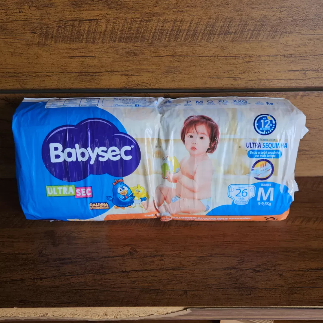 Fraldas Babysec Tamanho M  disponível para troca em Santa Luzia - MG