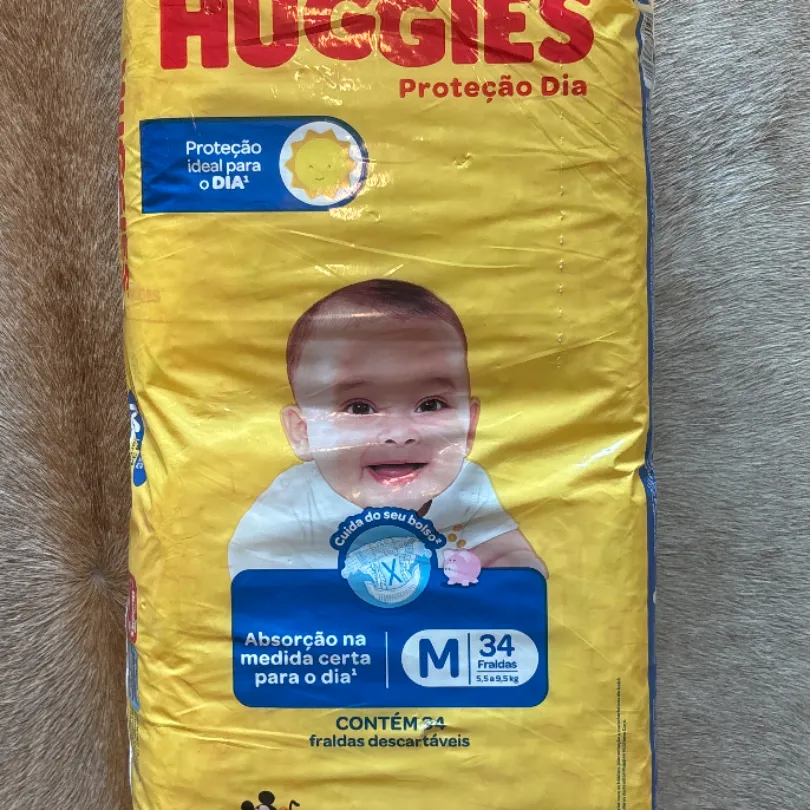 Fralda Huggies Proteção dia  disponível para troca em Embu das Artes - SP