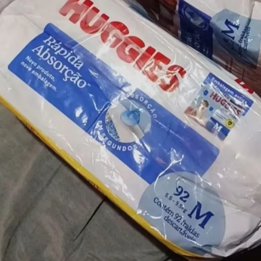 Fralda Huggies M
