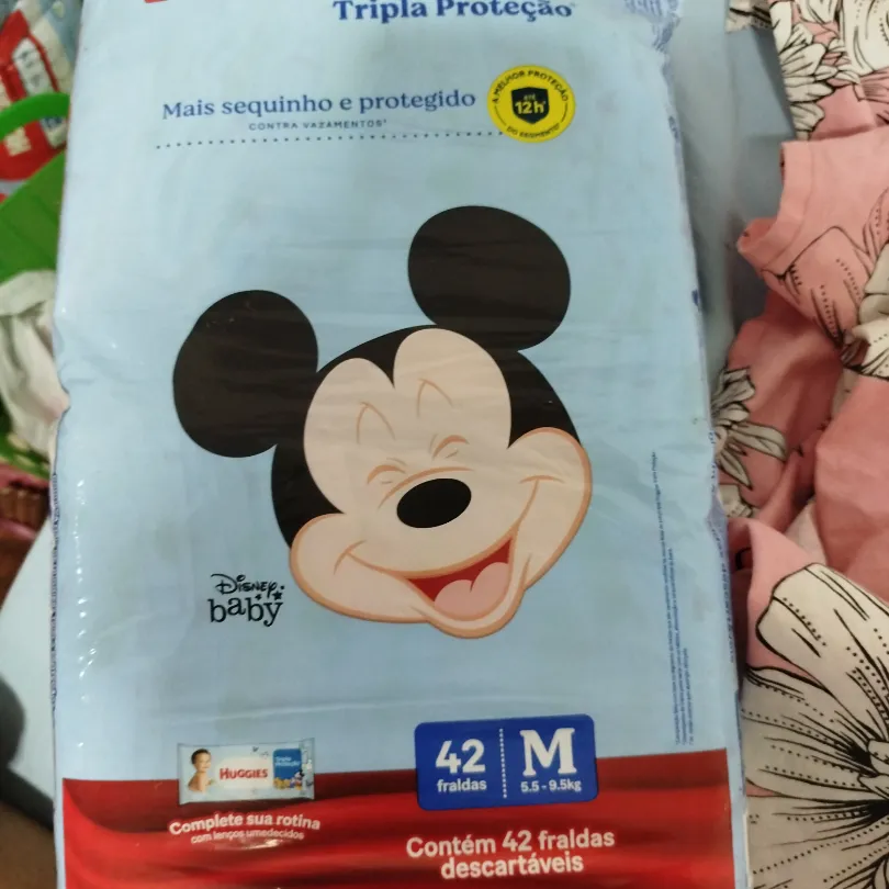 Fralda Huggies tripla proteção M