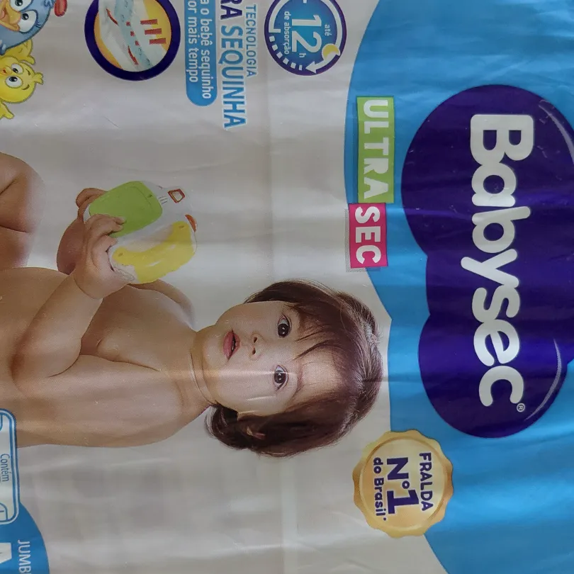 3 pacotes de fraldas Baby sec ultra sec M com 18 em casa pacote 
